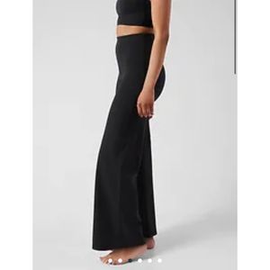 Athleta Elation Wide Leg Pant legging Size L athletic athleisure yoga pants